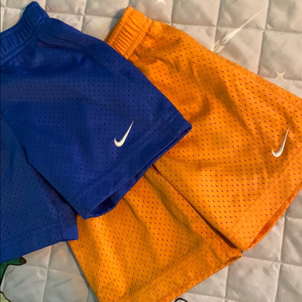Nike mesh shorts - size 2t